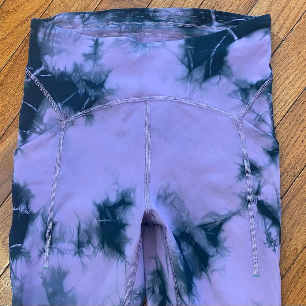 Lululemon Power Thru High-Rise Legging Tie Dye Purple Graphite Grey NWOT size 6 - Picture 2 of 7